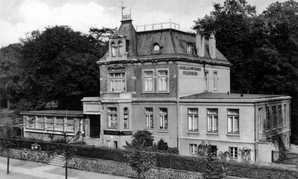 Gesellschaftshaus "Felsenburg" - 1937